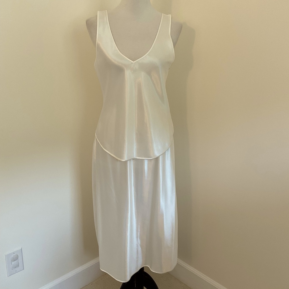 Vintage Women’s Farr West Elegant Ivory Lingerie Set